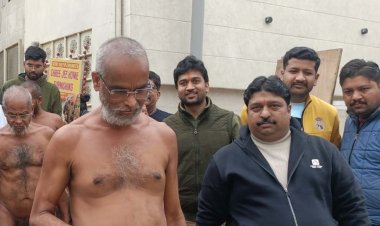 बैंड-बाजे व पुष्प वर्षा के साथ हुआ आचार्य विनिश्चय सागर महाराज ससंघ का मंगल प्रवेश