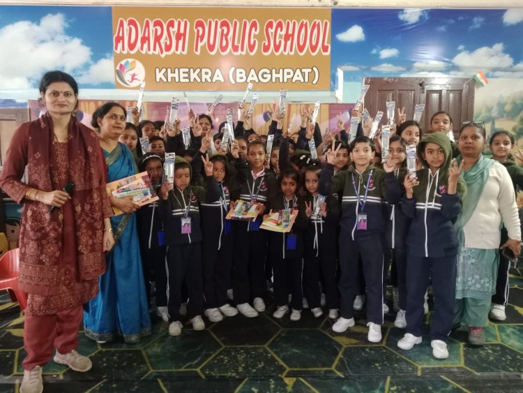 अंतर सदन हिन्दी भाषण प्रतियोगिता में छात्राओं ने दिखाया उत्कृष्ट प्रदर्शन