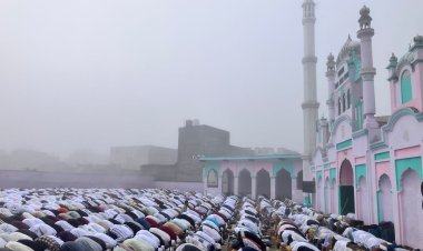 शांति और सौहार्द की दुआओं के साथ अदा हुई ईद की नमाज़