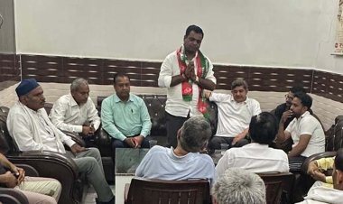 सपा की बैठक में 29 मार्च की दादरी रैली में चलने का आह्वान