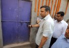 5 साल बाद पीड़ित को मिला अपना घर, डीएम रविंद्र कुमार मांदड़ की पहल पर अवैध कब्जा हटाया गया तो वास्तविक मालिक ने योगी सरकार की जय जयकार की
