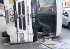 नए बस अड्डे फ्लाईओवर पर पलटी रोडवेज बस, छह यात्री घायल