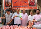 खाटू श्याम सेवा समिति ने किया मीठे शरबत का वितरण