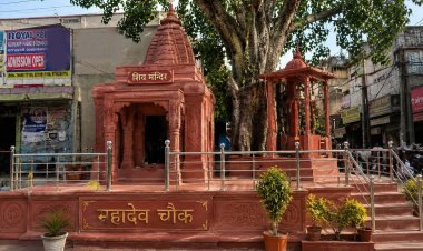 खेकड़ा बाजार चौराहे स्थित शिव मंदिर का होगा नवीनीकरण, ‘महादेव चौक’ नाम रखने का प्रस्ताव