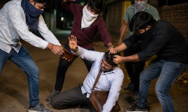 शराब ठेके के सेल्समेन से लूट, विरोध करने पर बेरहमी से पीटा