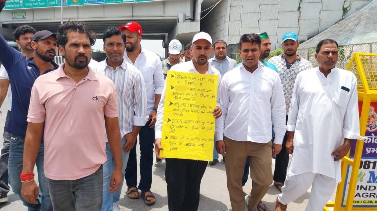 वेतन मांगने पर चोरी के झूठे आरोप लगाने का आरोप, शिक्षक ने कोतवाली में दी तहरीर