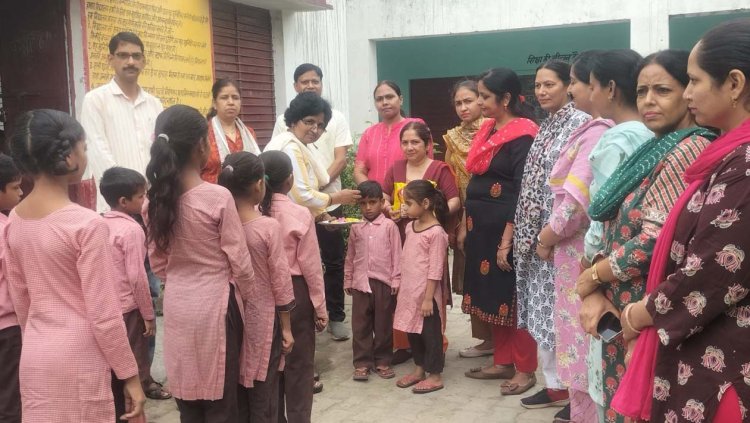 नए शिक्षा सत्र पर कम्पोजिट विद्यालय में बच्चों का हुआ भव्य स्वागत