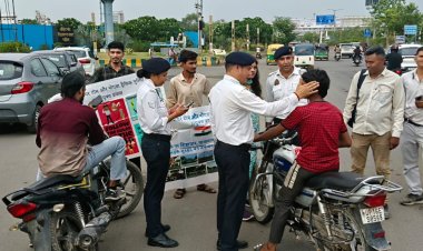 सेक्टर 51 में सेवन एक्स वेलफेयर टीम ने चलाया जागरूकता अभियान