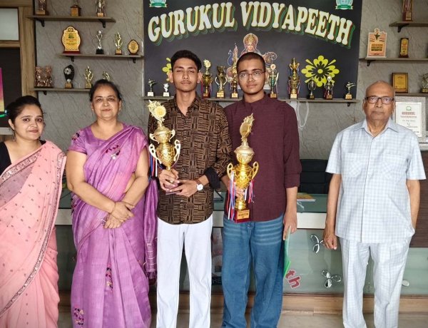नीट में अरमान और लक्ष्य ने लहराया परचम, गुरुकुल विद्यापीठ में हुआ जोरदार स्वागत