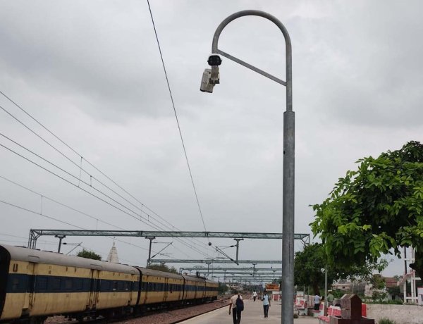 अब तीसरी आंख की निगरानी में रहेगा खेकड़ा रेलवे स्टेशन