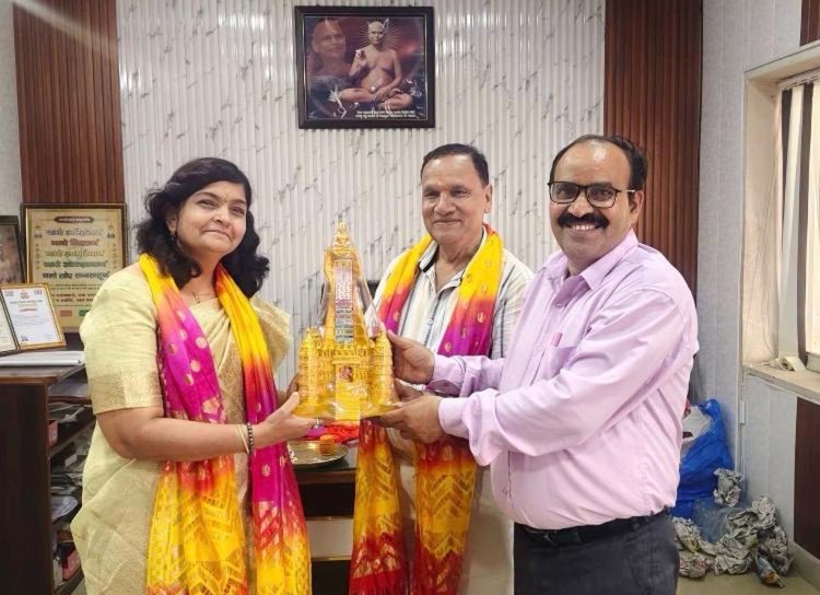महाराष्ट्र के श्रद्धालुओं ने जाना त्रिलोक तीर्थ धाम का गौरवशाली इतिहास