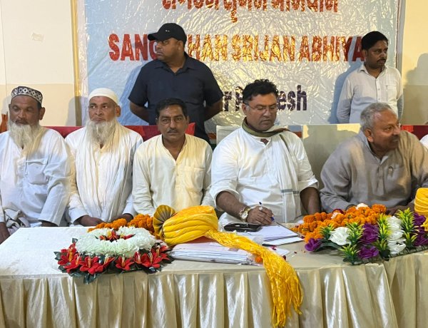 कांग्रेस को मजबूत करने के लिए कार्यकर्ताओं ने भरी हुंकार, अशोक तंवर बोले- हाईकमान के प्रत्याशी को पूरी ताकत से जिताएं