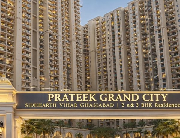 प्रतीक ग्रांड सिटी में 23 वर्षीय युवक का शव मिलने से हड़कंप