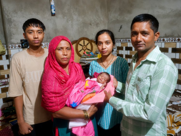 झाड़ियों में रोती मिली लक्ष्मी, सैनी परिवार ने खोल दिए ममता के द्वार