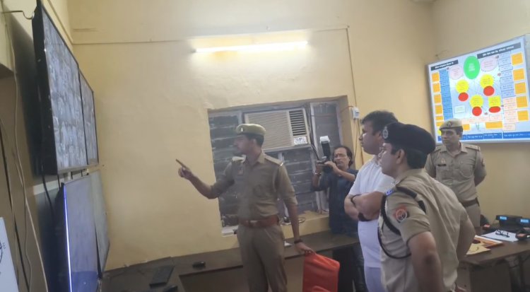 जिलाधिकारी व एडिशनल पुलिस आयुक्त ने कांवड़ मार्ग और कंट्रोल रूम का किया निरीक्षण