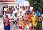 हवन में आहुतियां देकर भगवान विश्वकर्मा से देश में निर्माण कार्य निरंतर बने रहने की कामना की