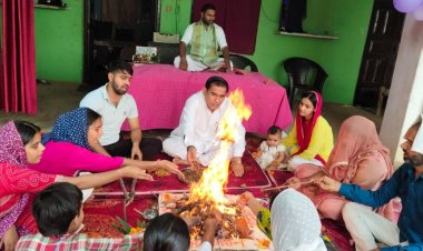 घिटोरा में राष्ट्र कल्याण के लिए वैदिक यज्ञ, नशे से दूर रहने का संदेश
