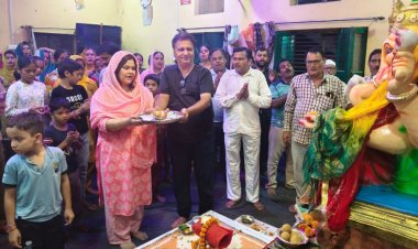 गणपति के चंद्रभाल स्वरूप की पूजा कर श्रद्धालुओं ने मांगा वैभव