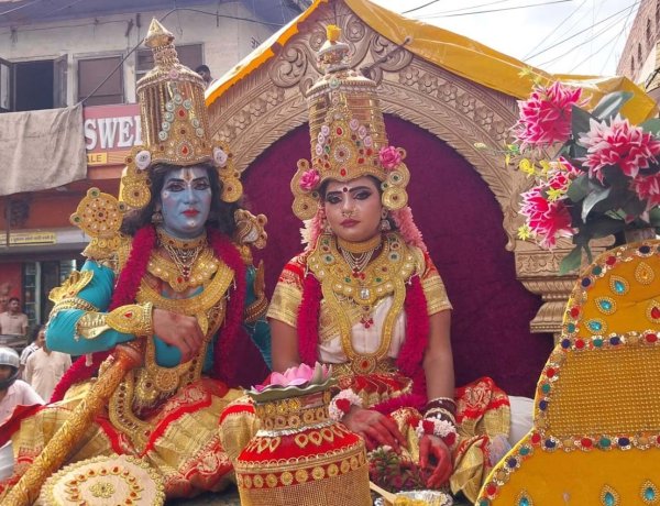श्रीकृष्ण जन्माष्टमी पर भव्य रथयात्रा, जयकारों से गूंजा खेकड़ा