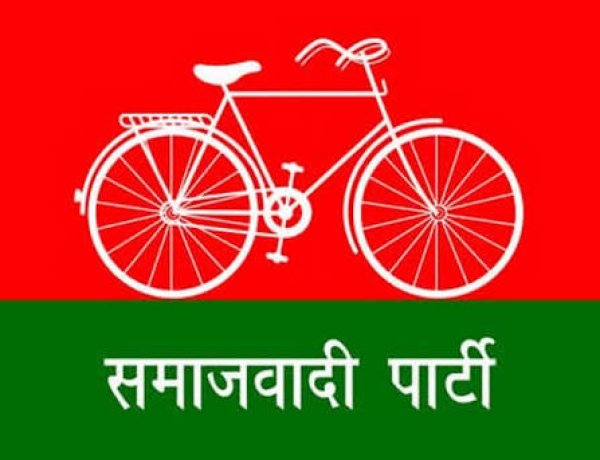 गांवों के रास्ते पानी में लबालब, निकासी की हो उचित व्यवस्थाःबबलू चौहान
