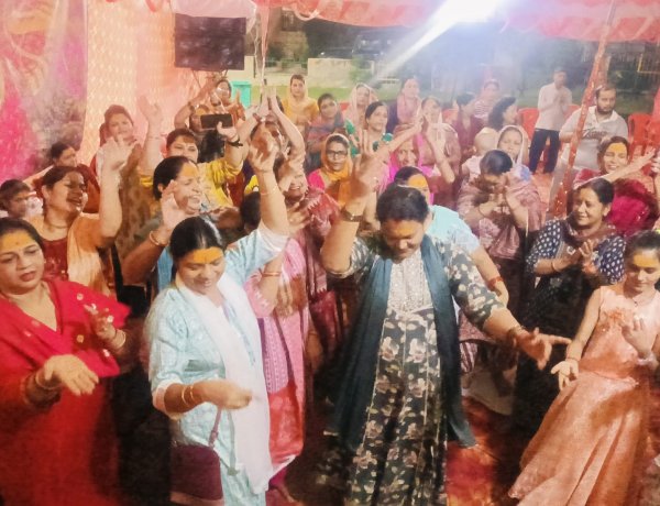 प्रताप विहार में गूंजा श्रीकृष्ण जन्मोत्सव का उल्लास,  श्रीमद्भागवत कथा के चौथे दिन उमड़ा श्रद्धालुओं का सैलाब
