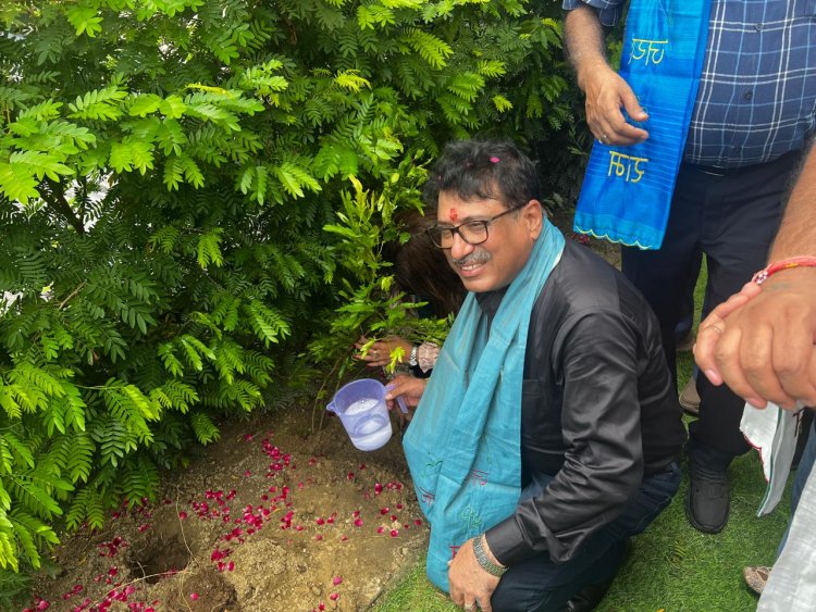 फेडरेशन ऑफ पंजाबी एसोसिएशन ने किया पौधारोपण कार्यक्रम का आयोजन