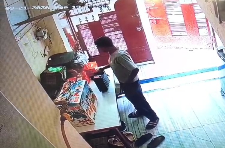 वसुंधरा में घर से गैस सिलेंडर और टूल किट चोरी, CCTV में कैद हुआ चोर