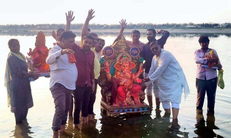 गणपति बप्पा मोरया के जयकारों से गूंजा खेकड़ा