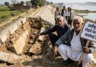 दबंगई में यमुना बांध की पटरी तीन जगह तोड़ी, बाढ़ का खतरा बढ़ा