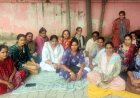वेतन विसंगति के विरोध में संविदा एएनएम ने दिया धरना