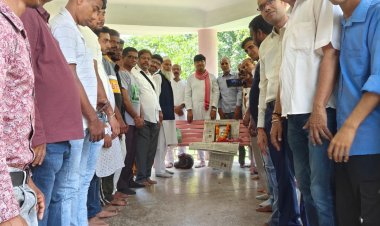 सपा कार्यकर्ताओं ने धूमधाम के साथ मनाई गांधी जयंती