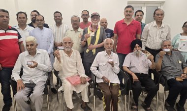 वाईएसएस फाउंडेशन ने किया आयुष्मान हेल्थ कार्ड शिविर का आयोजन