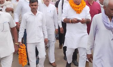 घिटोरा में सपा की पीडीए पदयात्रा, रवि बैंसला के नेतृत्व में जुटे नेता