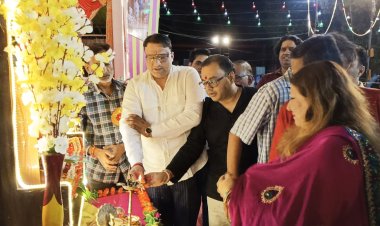 बजरंग रामलीला संचालिका समिति का कांग्रेसी कार्यकर्ताओं ने किया उद्घाटन