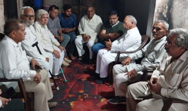 खेकड़ा अग्निकांड में चार मौतों से सांसद भी गमगीन, पीड़ित परिवार को मदद का भरोसा