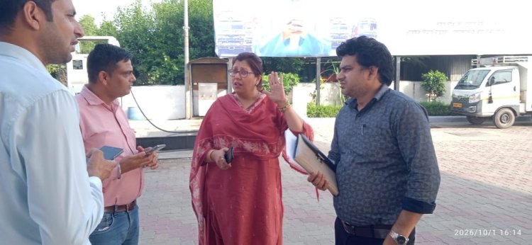 जिला पूर्ति अधिकारी और एआरटीओ ने किया पेट्रोल पंपों का निरीक्षण