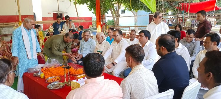 बजरंग रामलीला संचालिका समिति ने निकाली भव्य शोभा यात्रा
