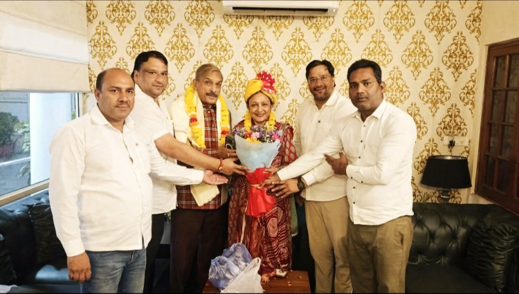 नवनियुक्त अध्यक्ष से उत्तर प्रदेश कांग्रेस कमेटी के कार्यकर्ताओं ने की मुलाकात