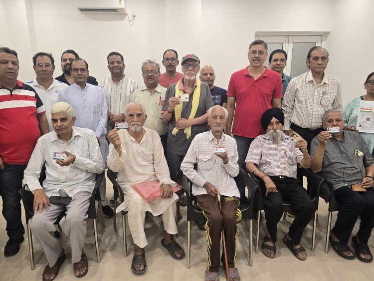 वाईएसएस फाउंडेशन ने किया आयुष्मान हेल्थ कार्ड शिविर का आयोजन