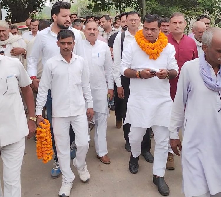 घिटोरा में सपा की पीडीए पदयात्रा, रवि बैंसला के नेतृत्व में जुटे नेता