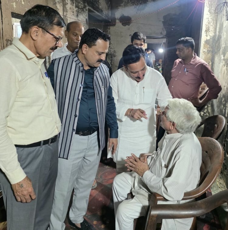 खेकड़ा अग्निकांड: रालोद नेताओं ने पीड़ित परिवार को बंधाया ढांढस