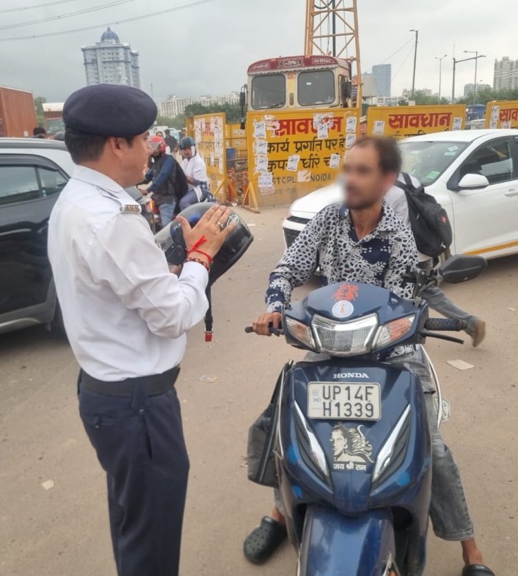 यातायात पुलिस ने 5583 वाहनों के काटे चालान, 13 वाहन सीज